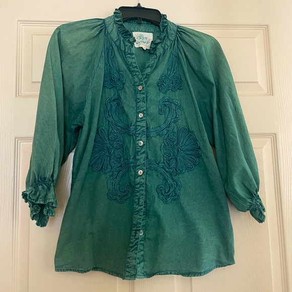 Oh my stars! Green 3/4 Sleeve Ruched Blouse - Picture 1 of 4